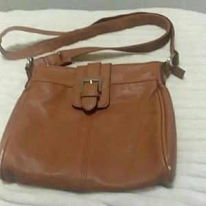 A MERONA CROSSBODY